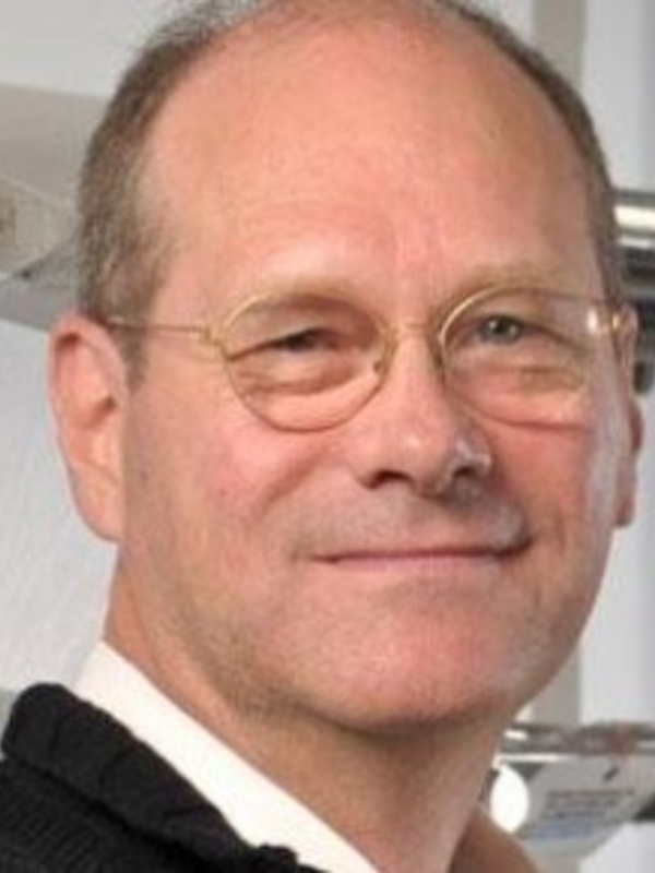  Bill Baker
